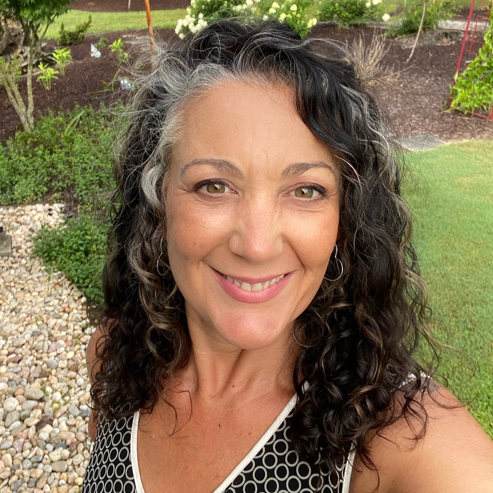 Meet your Posher, Julie